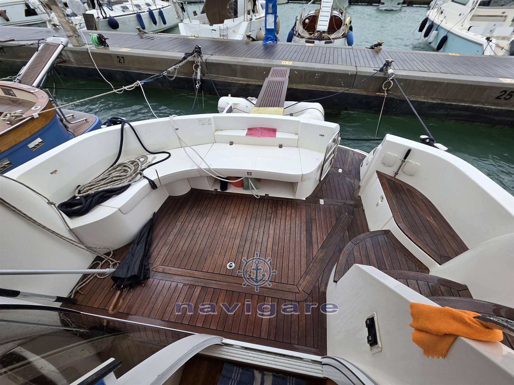 Sealine F 37 fotografia