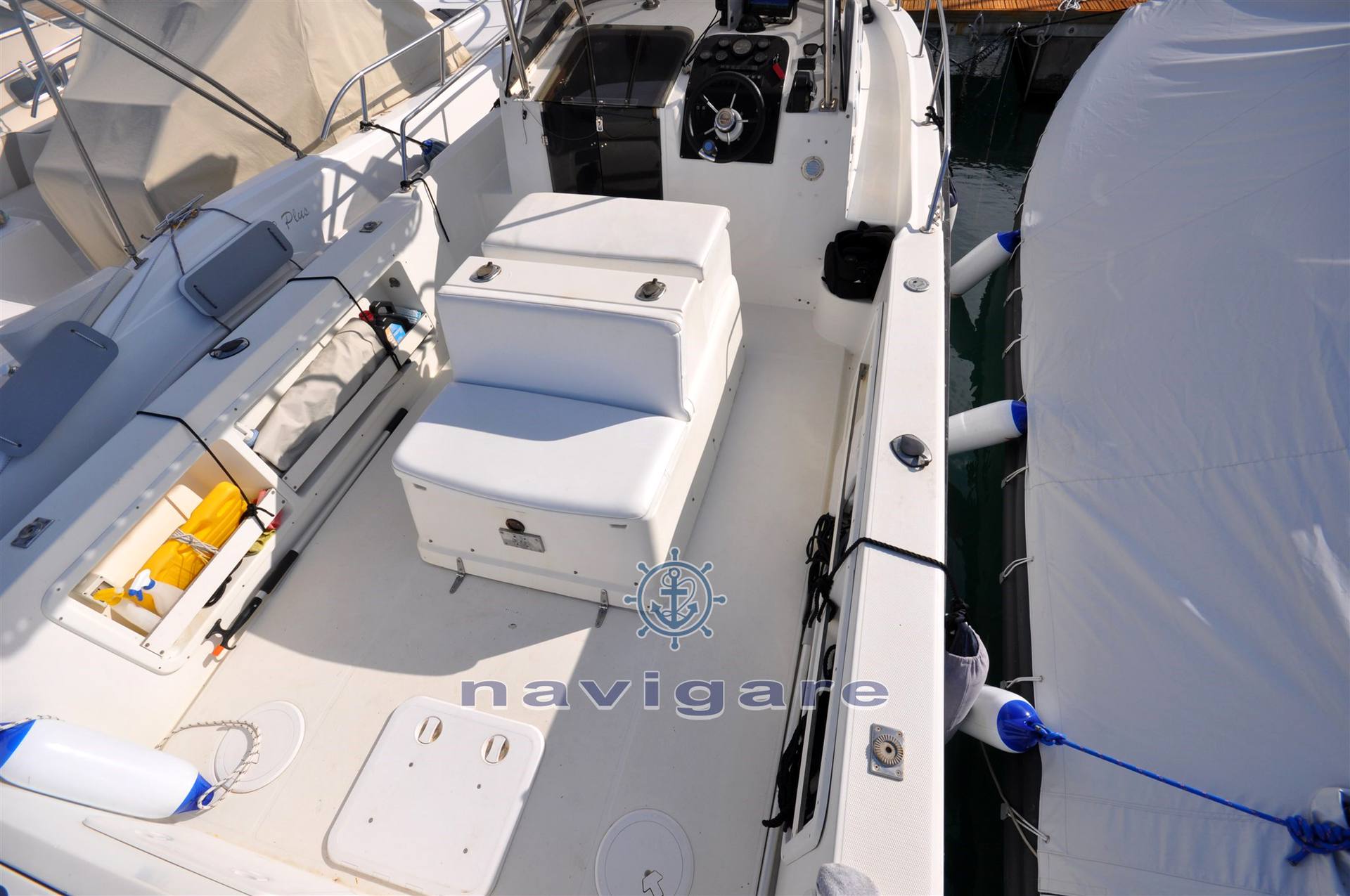 Royal yacht group Harpoon 255 walkaround Motorboot gebraucht zum Verkauf