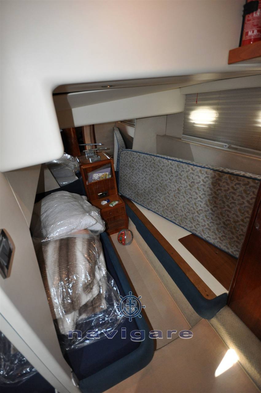 Azimut Az 52 قارب بمحرك