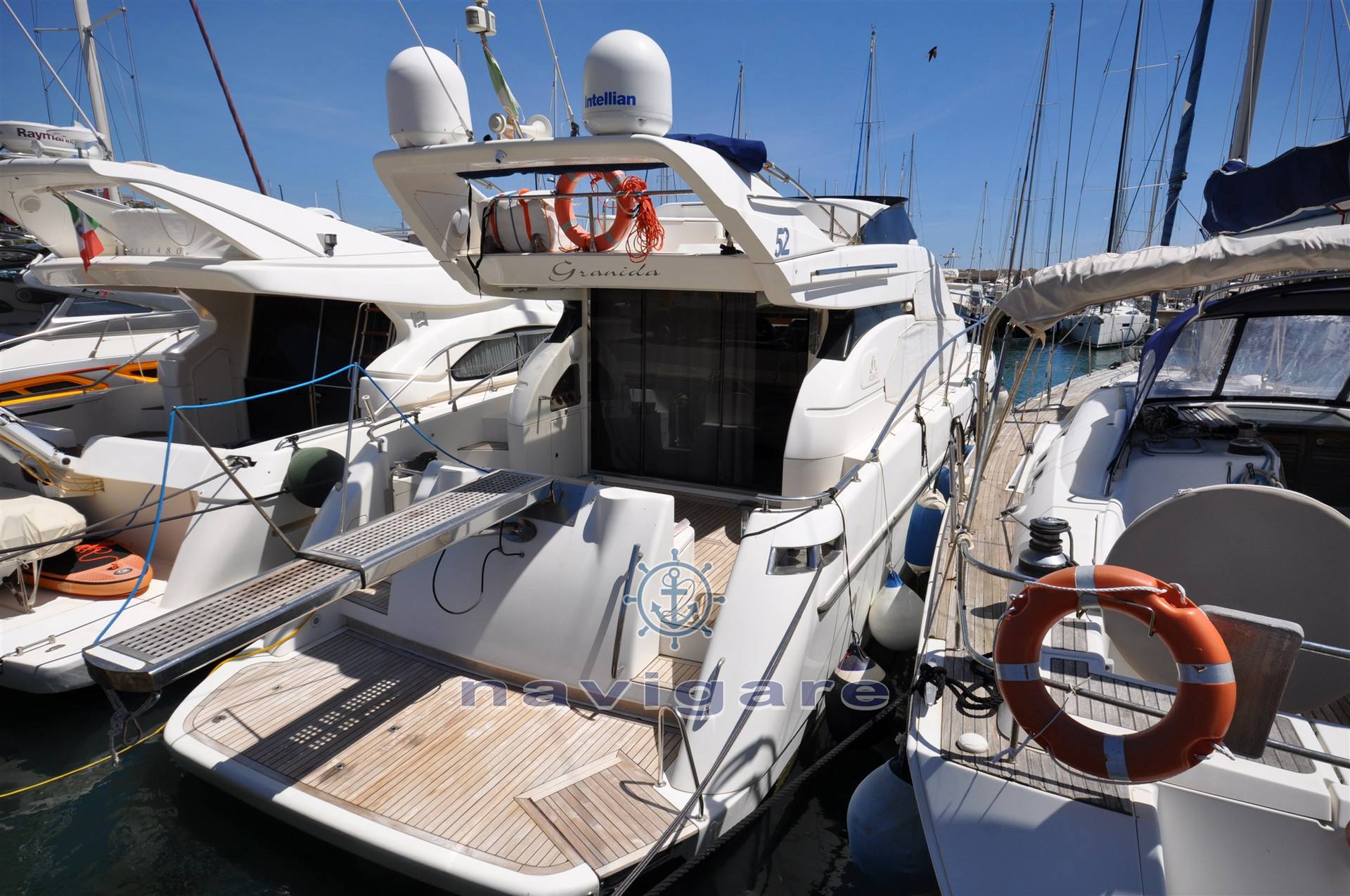 Azimut Az 52 فليبريدجي