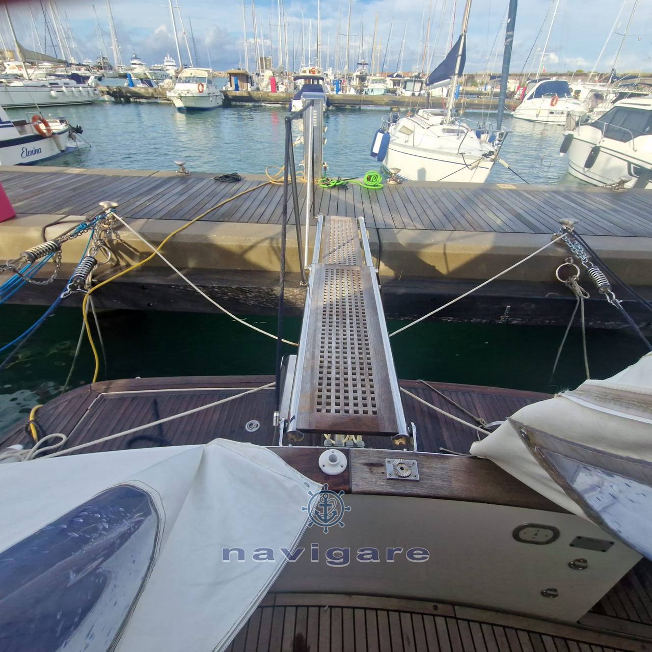 Beneteau Antares 12 fly sport 
