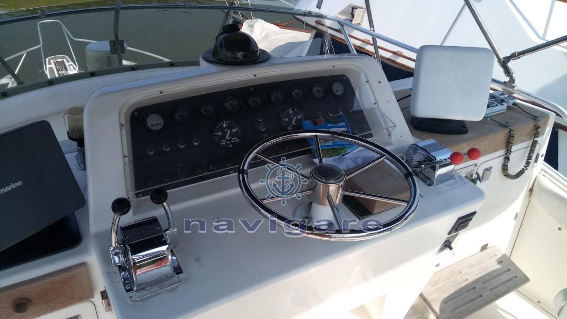 Bertram yacht 37' sf barco a motor