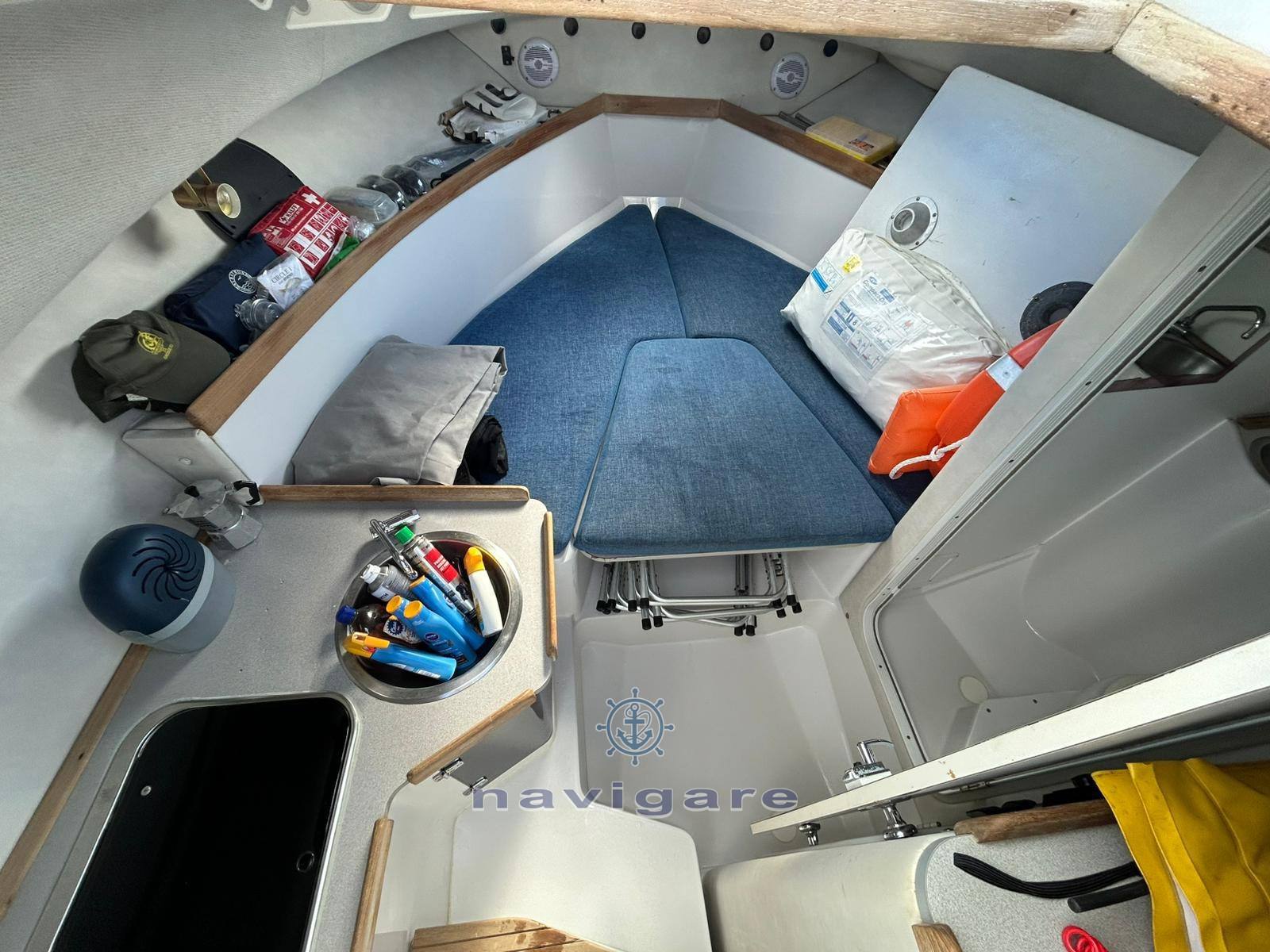 Four winns Quest 257 Motor boat used for sale