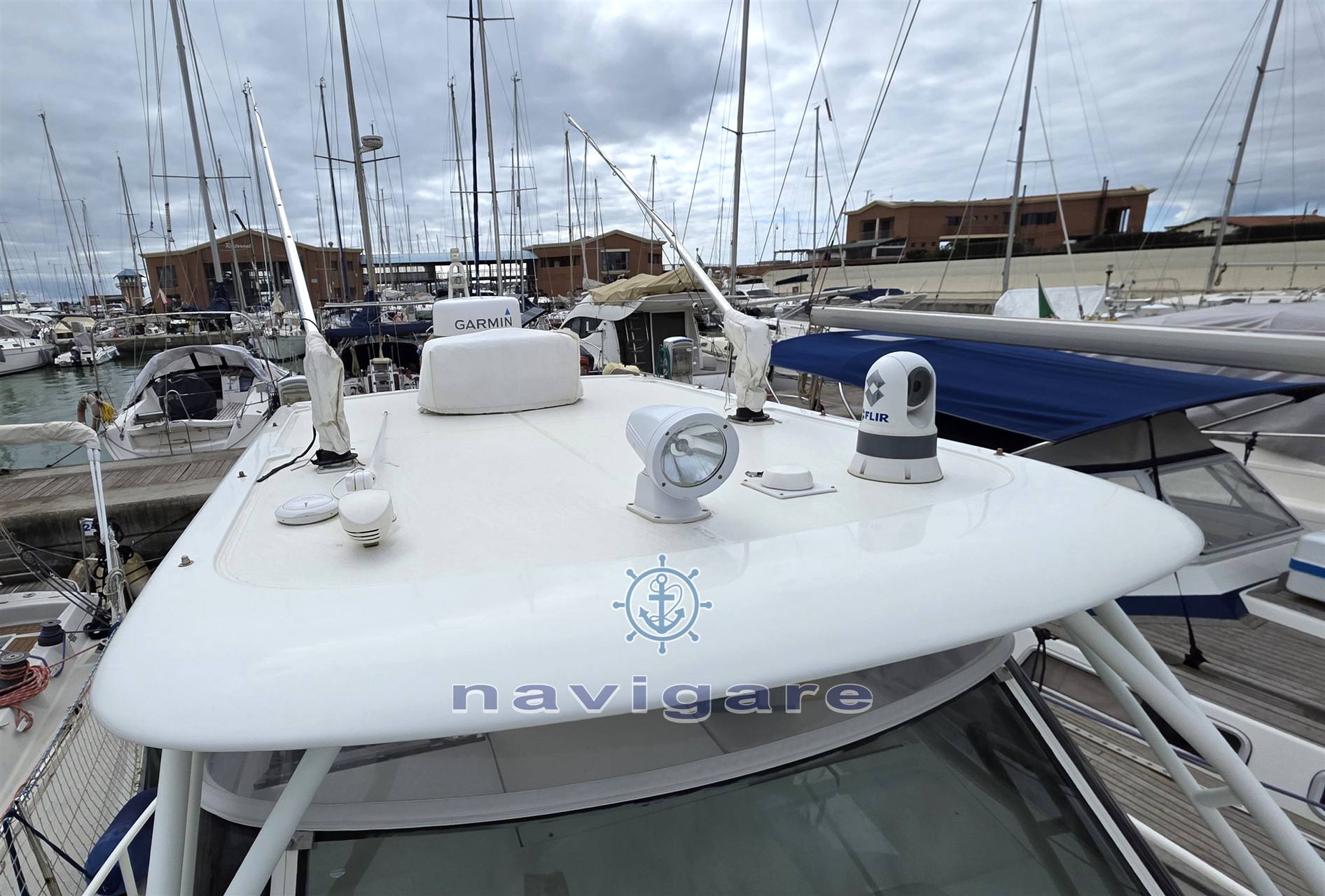 Cayman 30 wa Barco a motor usado para venda