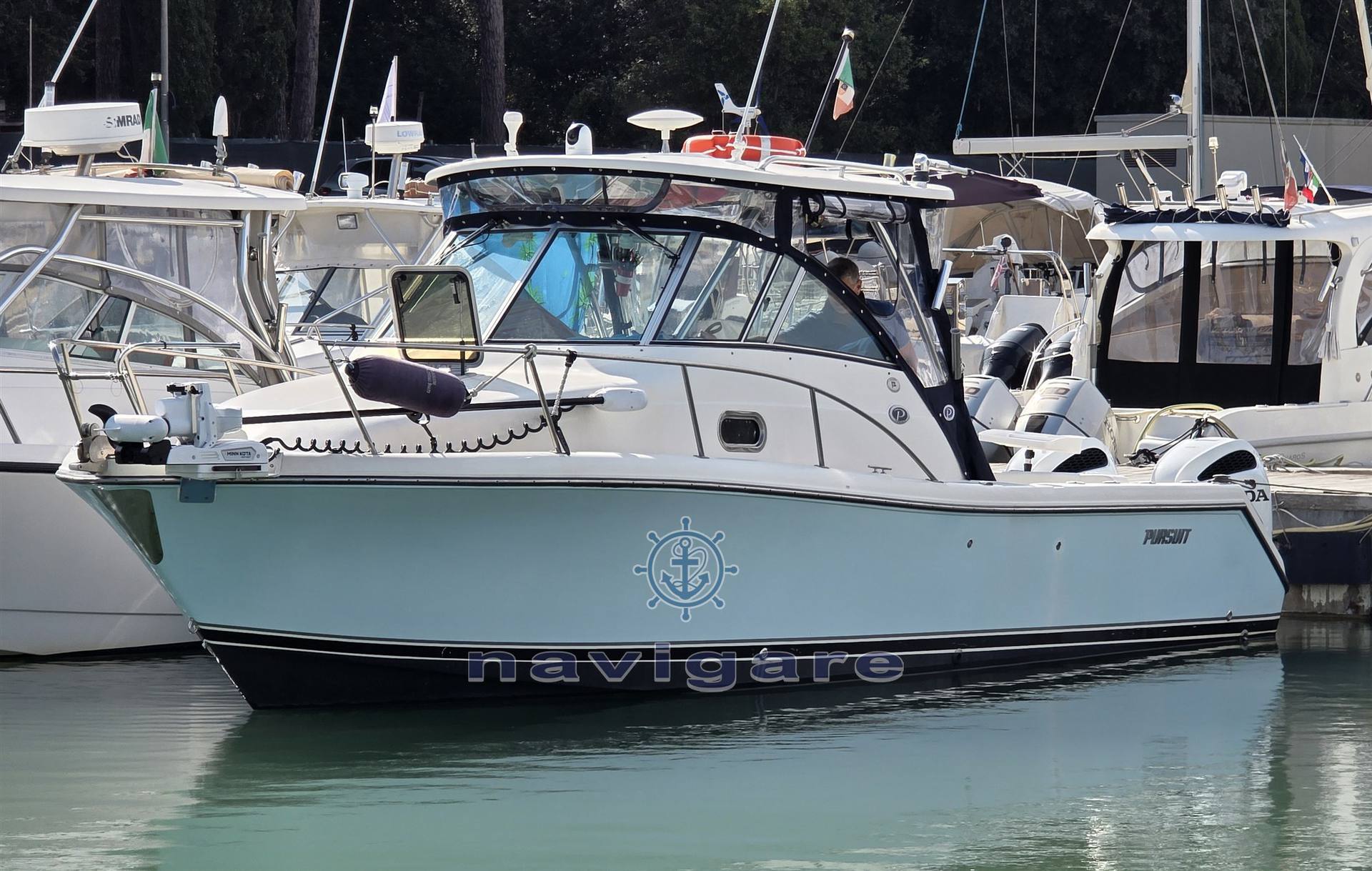 Pursuit Os 285 offshore 