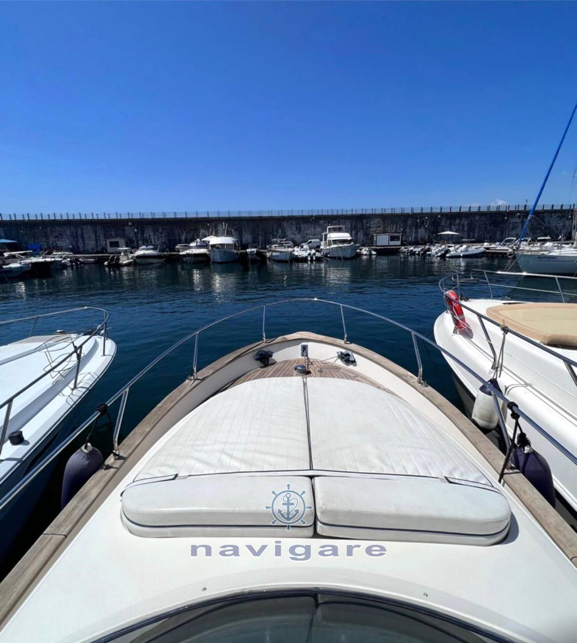 Di donna Serapo 30 bateau à moteur