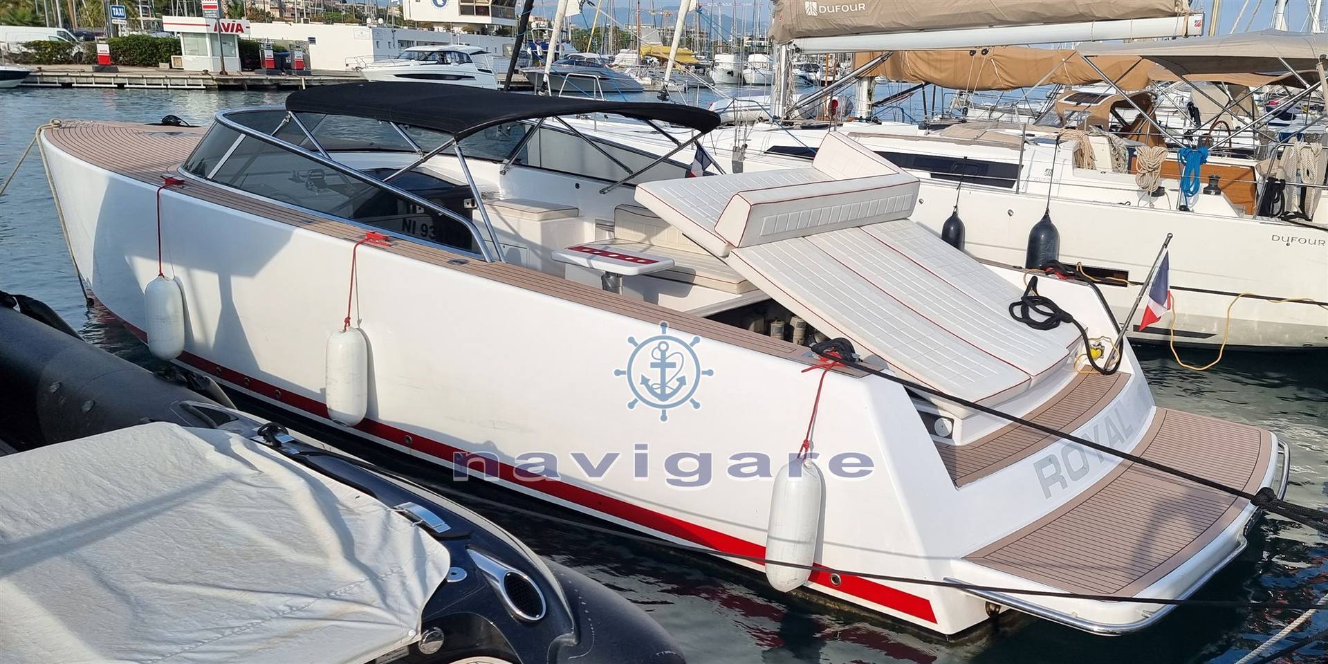 Vandutch 40 barca a motore