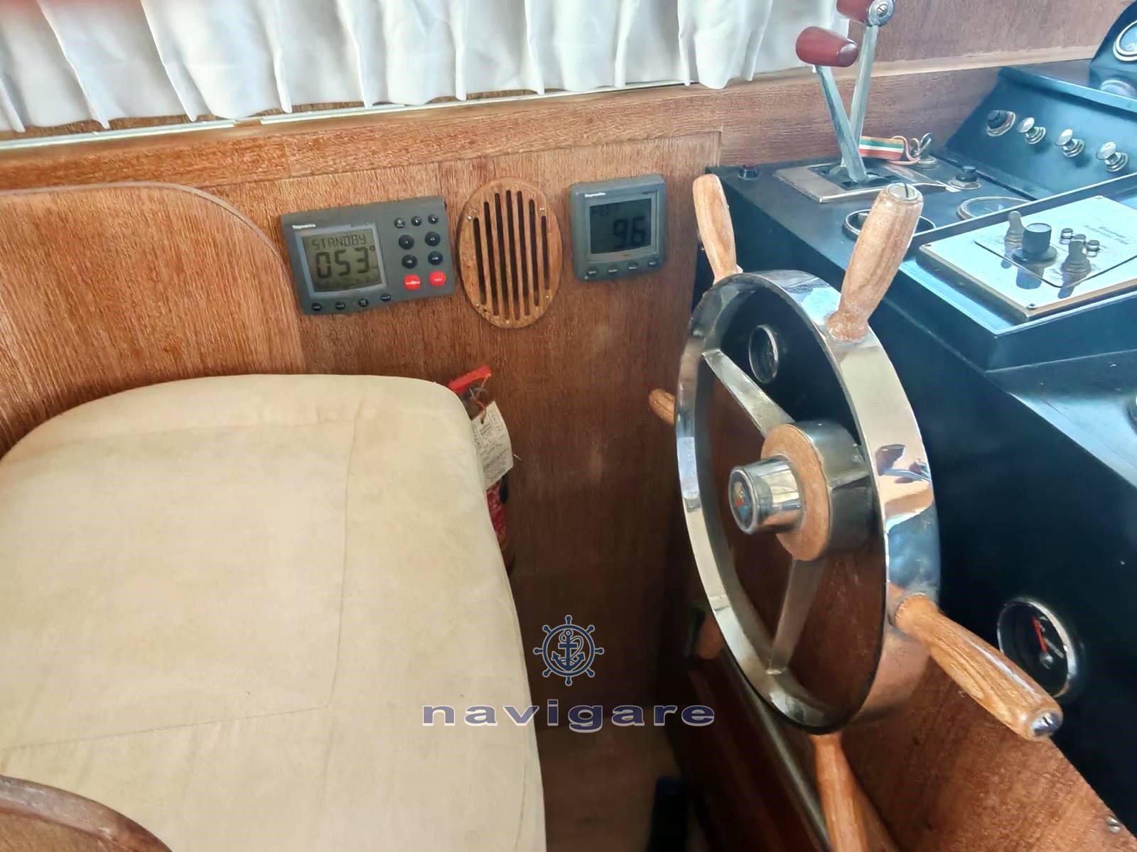 Cantieri di pisa Kitalpha Флайбридж