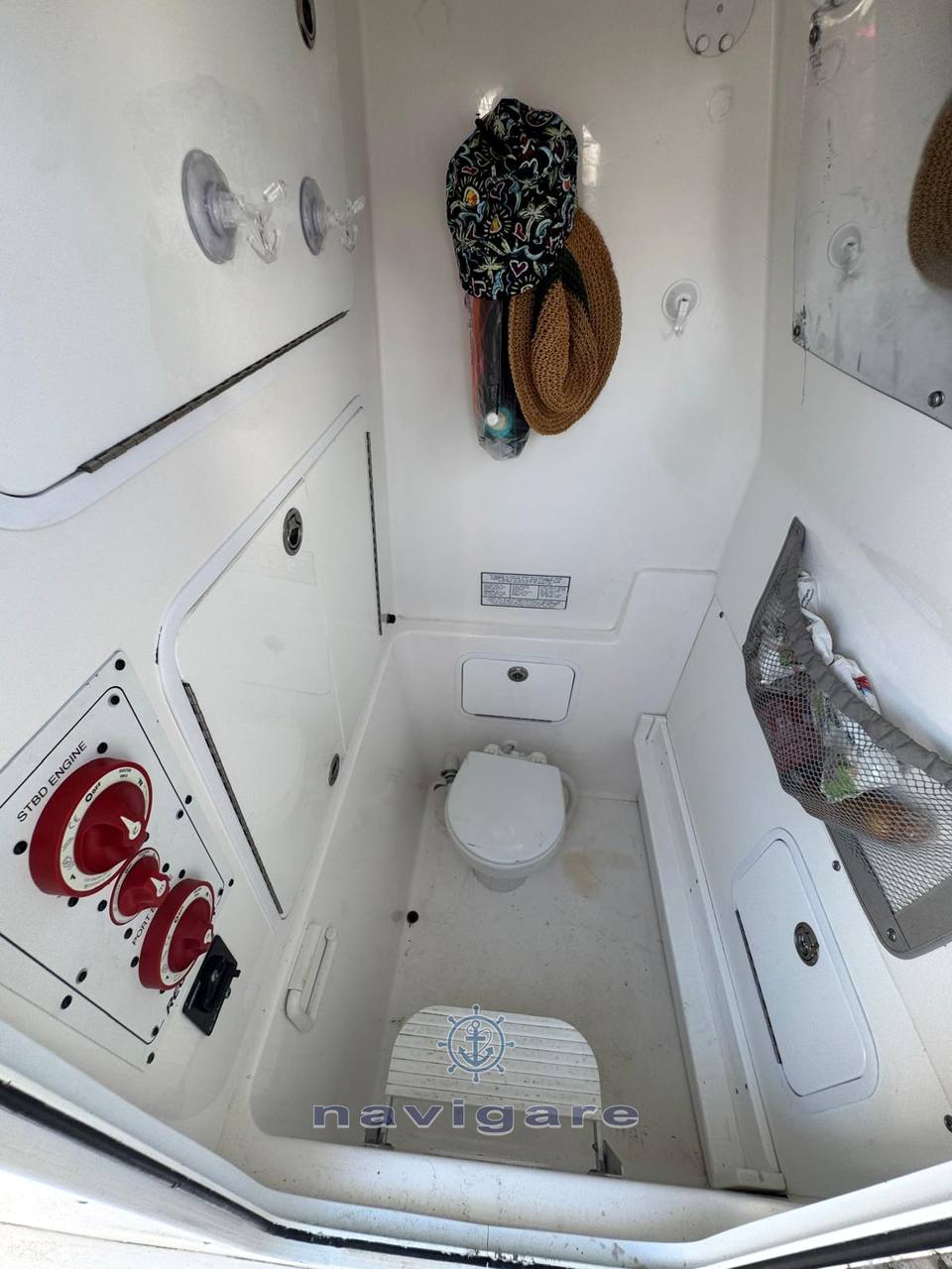 Regulator Marine 29fs Express Cruiser usado