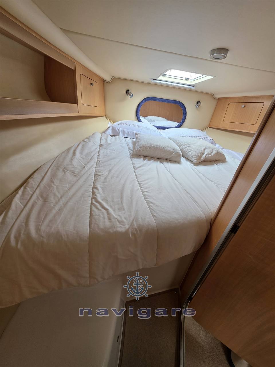 Saver 330 Express Cruiser usado