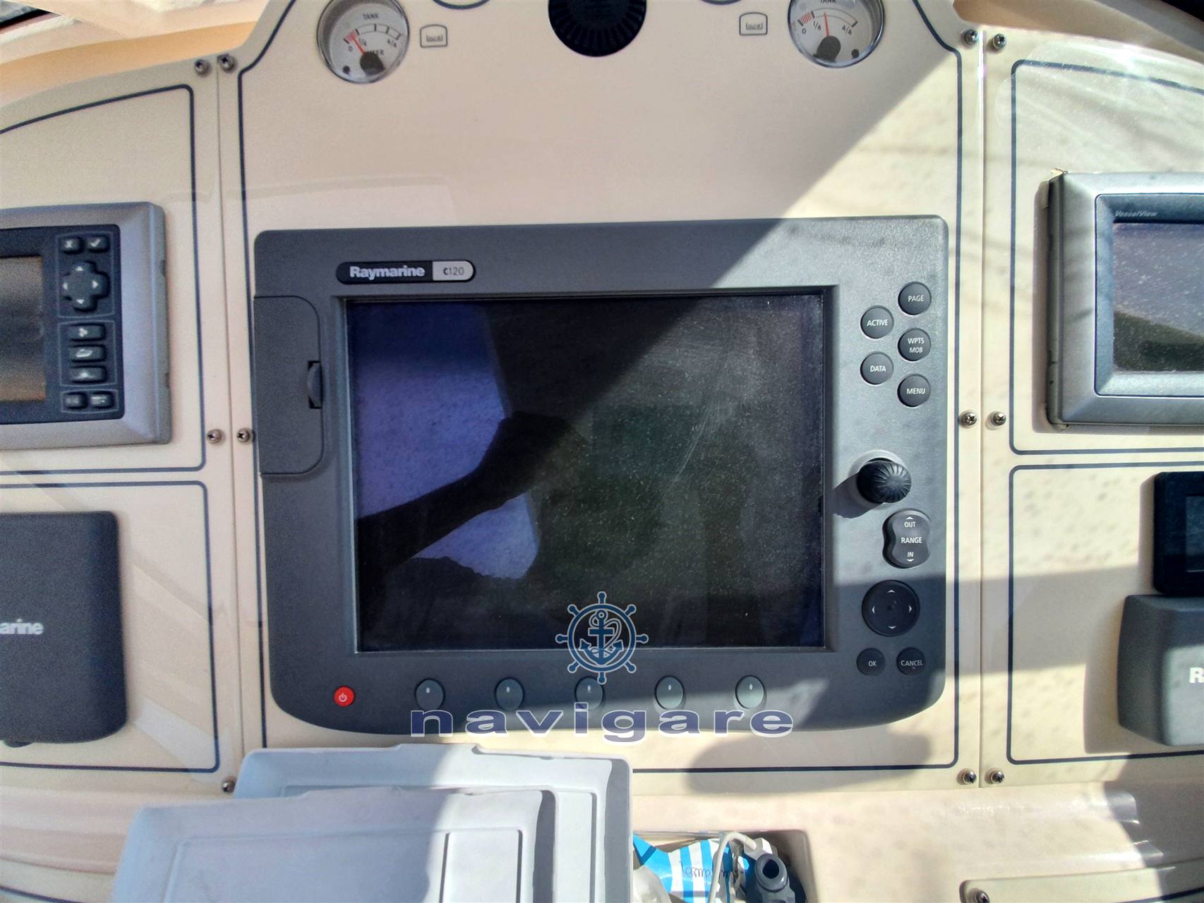 Cayman 50 wa barco de motor