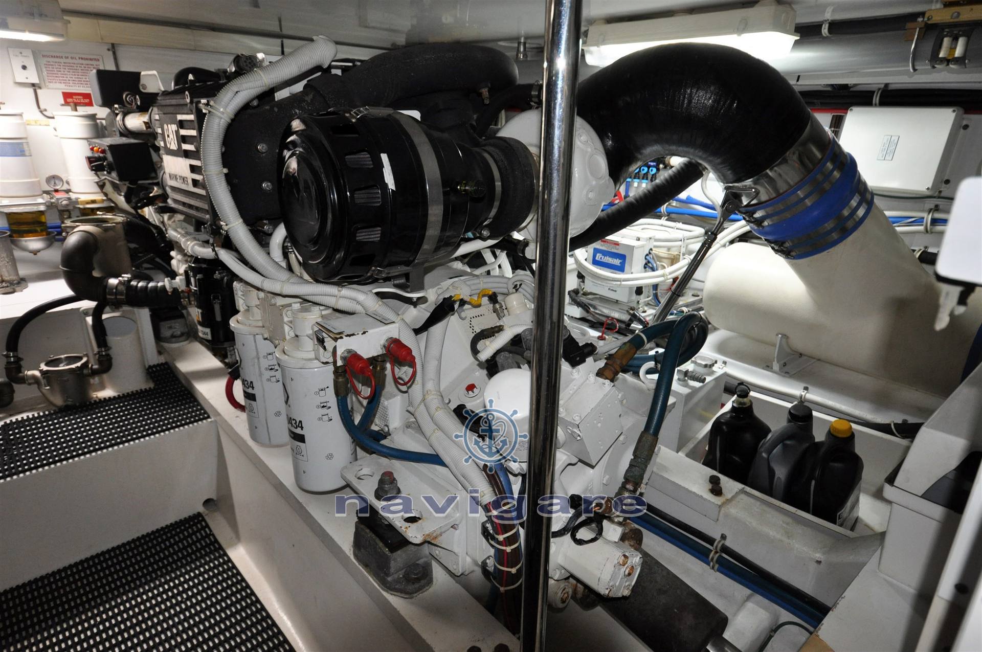 Hatteras 50 convertible يستخدم