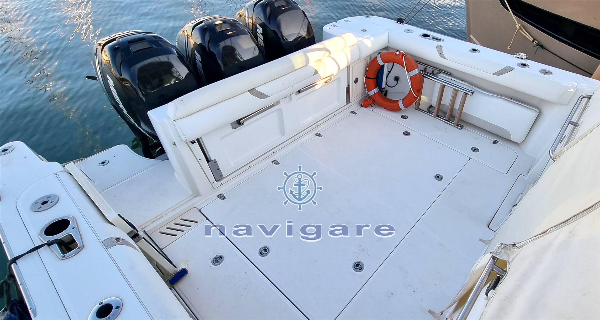 Boston whaler 345 conquest  usado