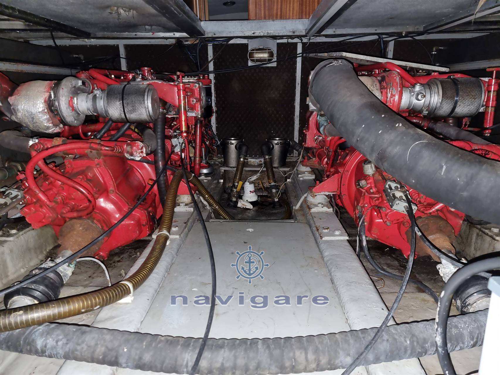 Motomar 33 motomar Motor boat used for sale