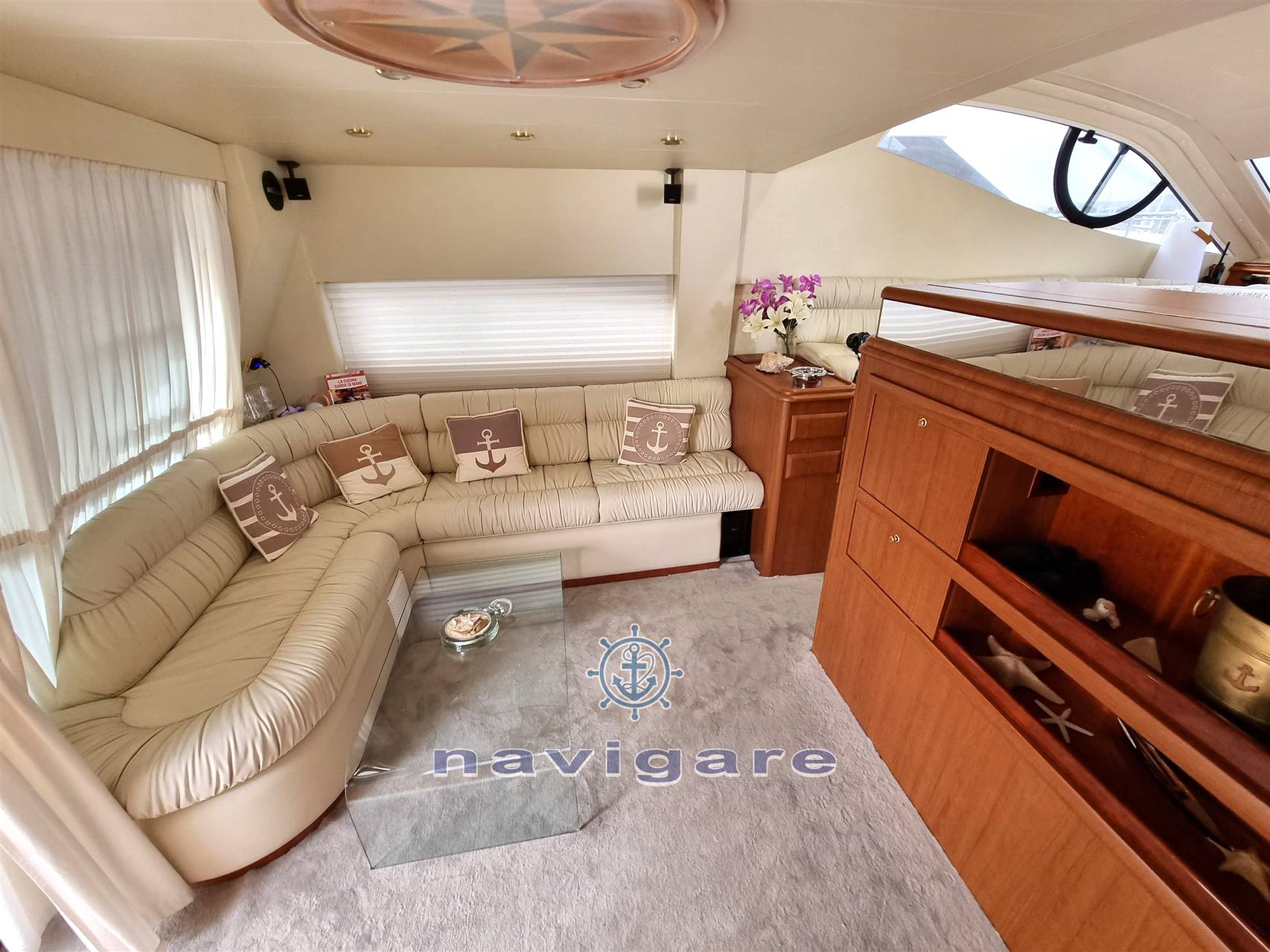 Dellapasqua Dc 18 fly Iate a motor