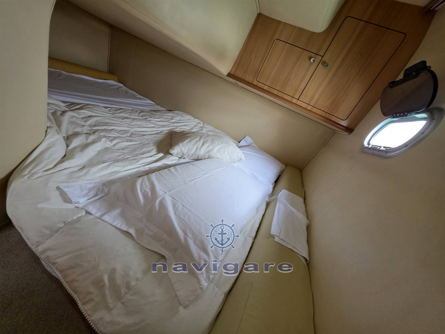 Saver 330 机动船 用于销售