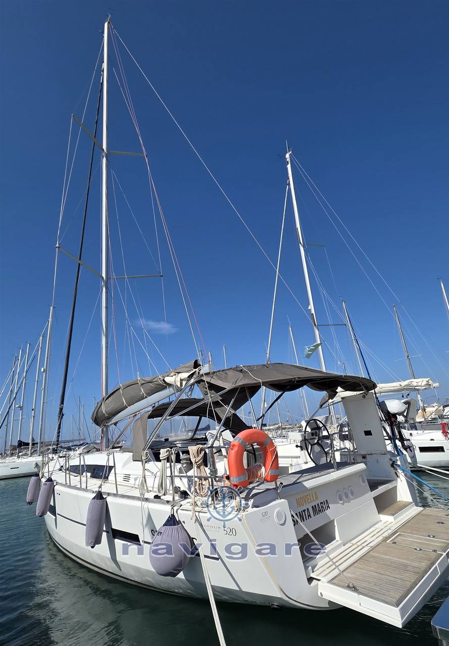 Dufour yachts 520 grand large Парусная лодка используется для продажи
