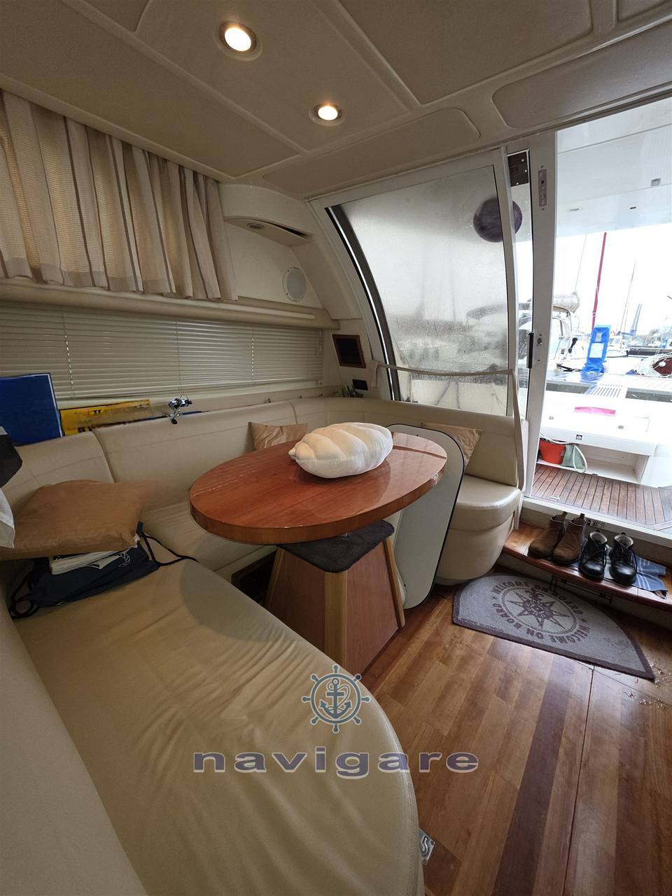 Sealine F 37 Barco a motor usado para venda