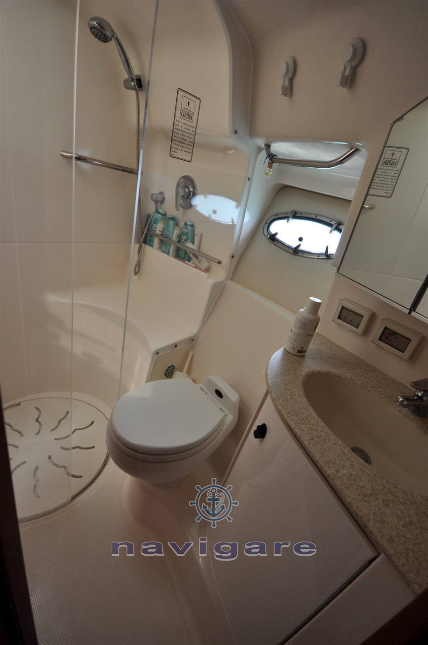 Tiara yachts 3800 open motor boat