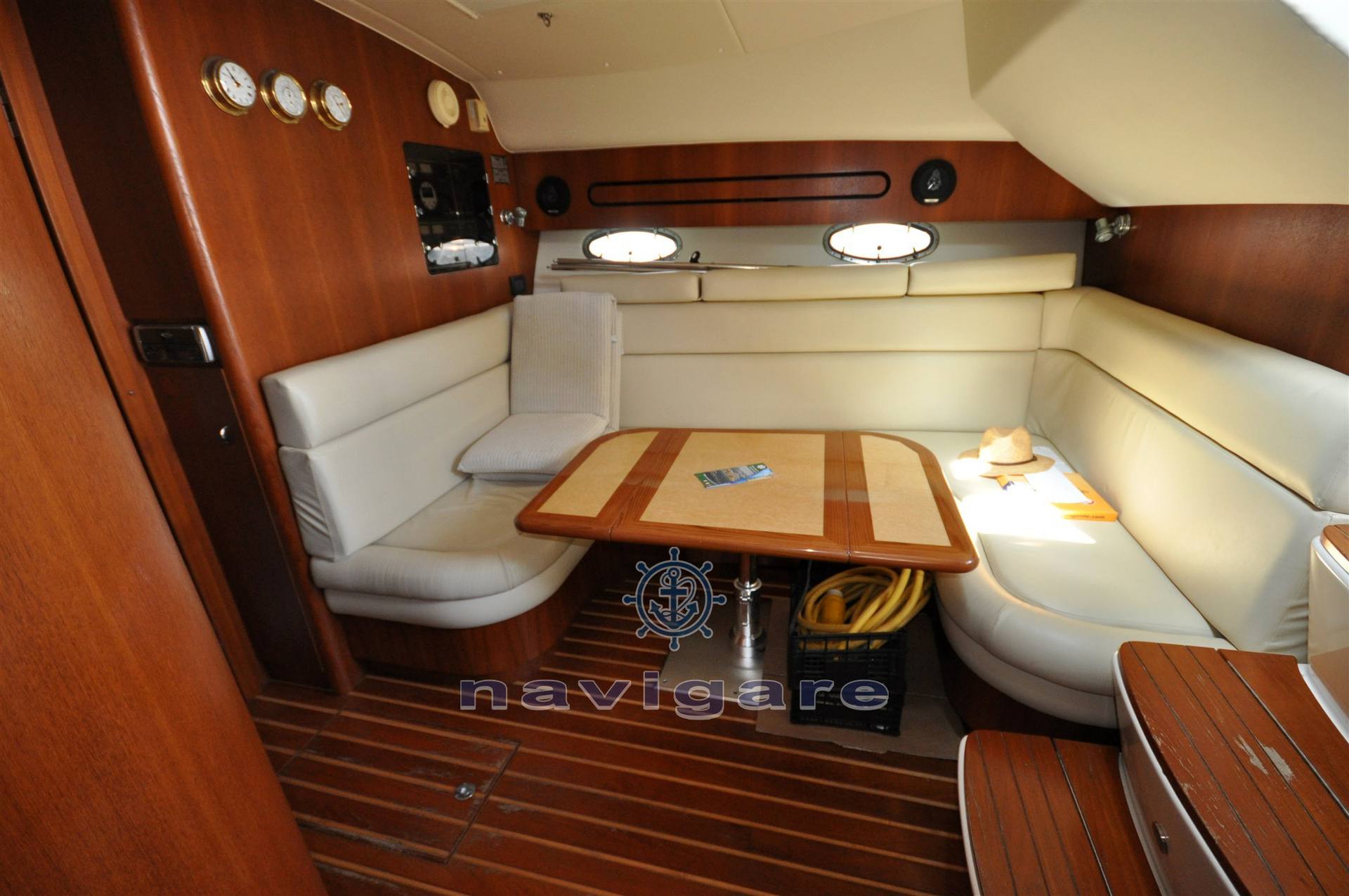 Tiara yachts 3800 open 0