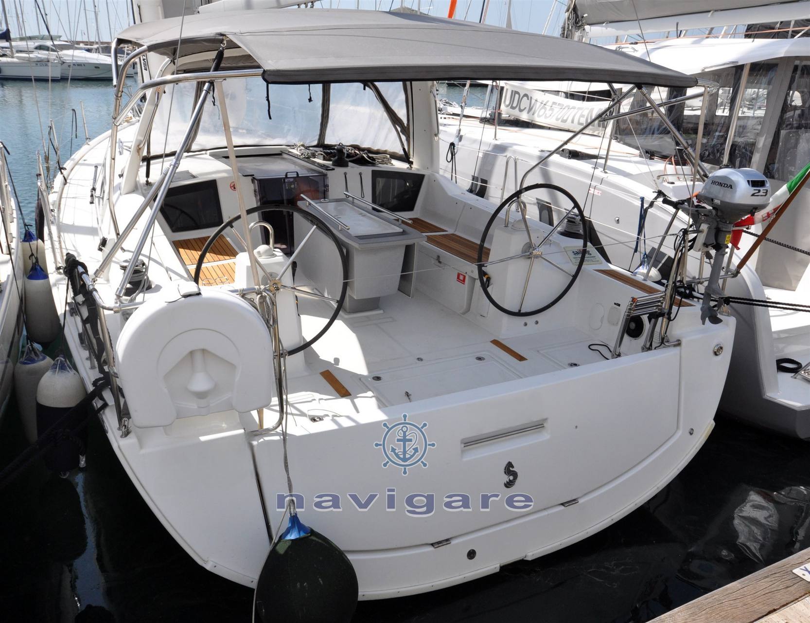 Beneteau Oceanis 41.1 Barco de vela usado para venta