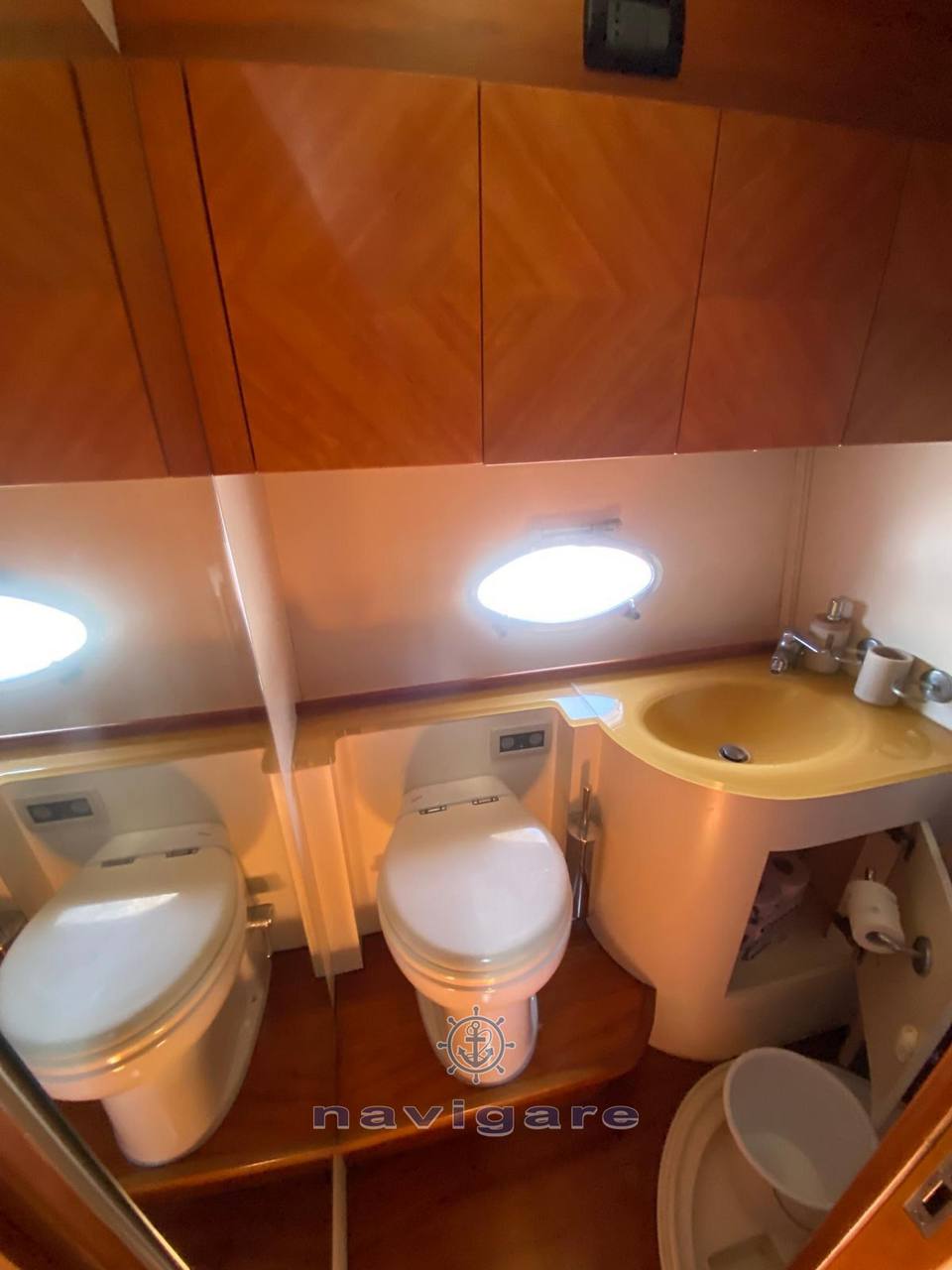 Cayman 52 wa Toit rigide occasion