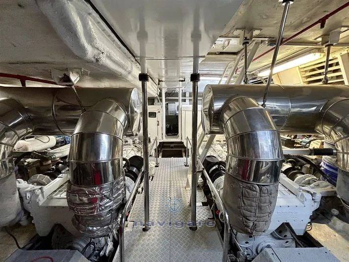 Overmarine Mangusta 92 Foto