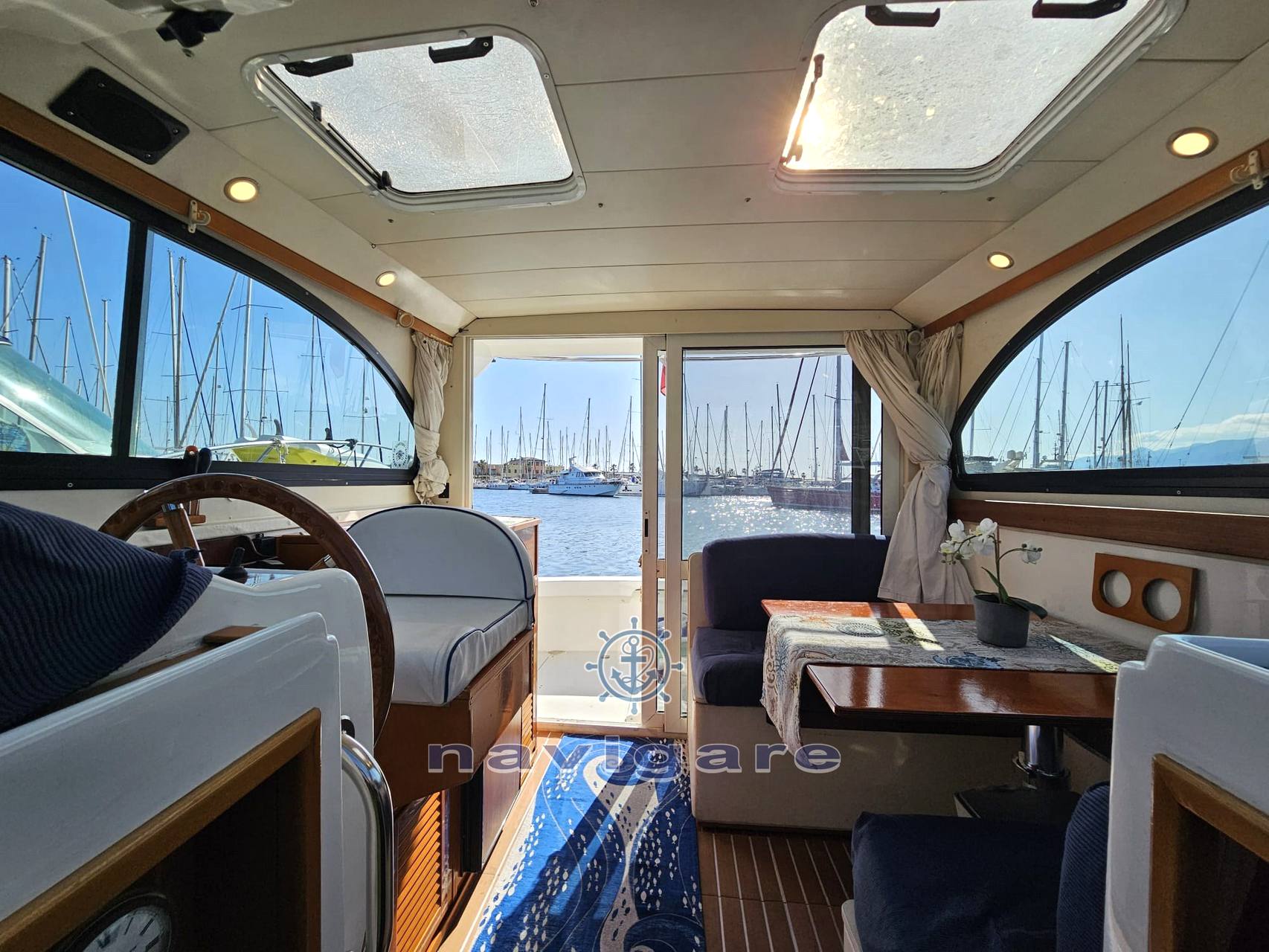 Plastik Space 290 cruiser used