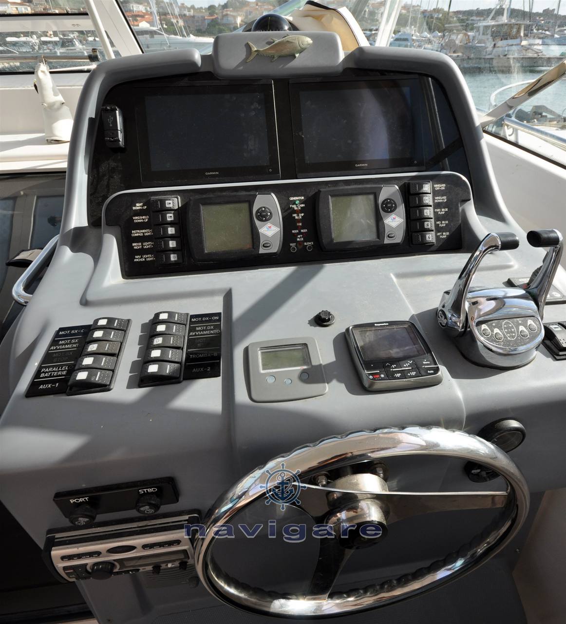 Bertram yacht 360 moppie Day cruiser