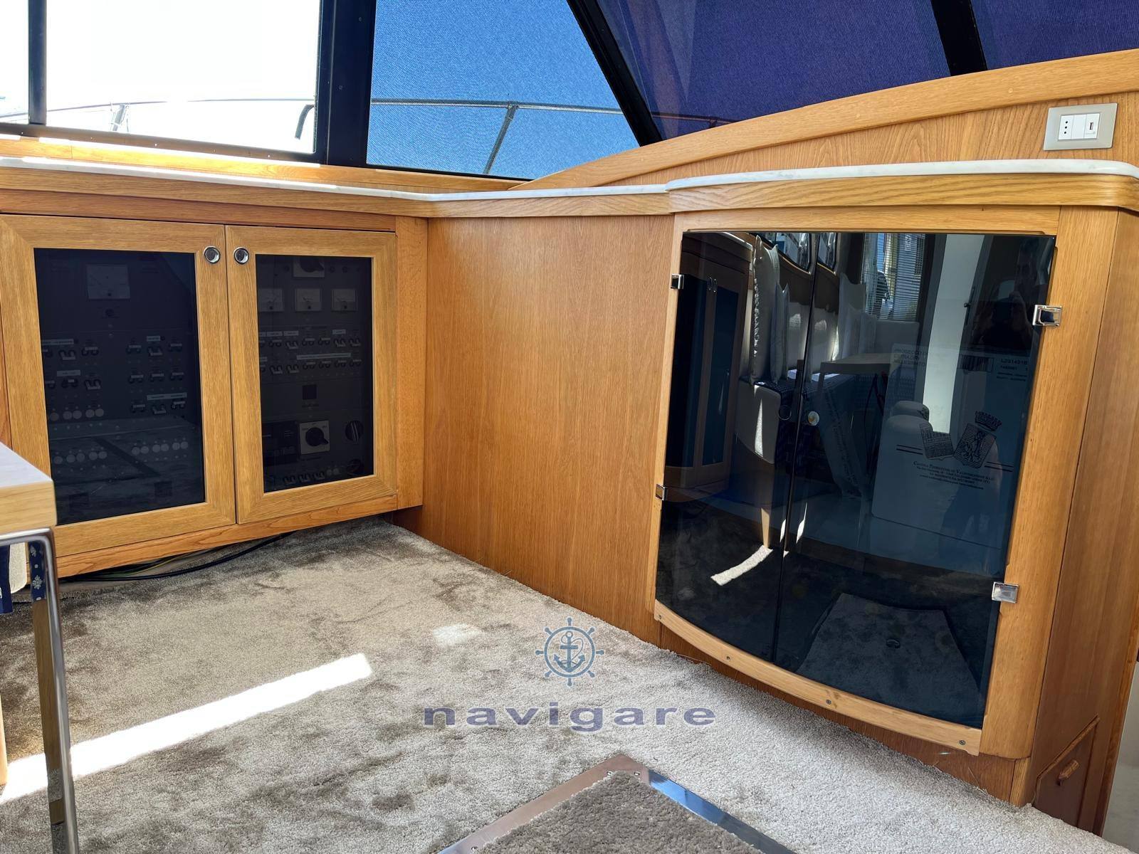 Bertram yacht 46.6 convertible barca a motore