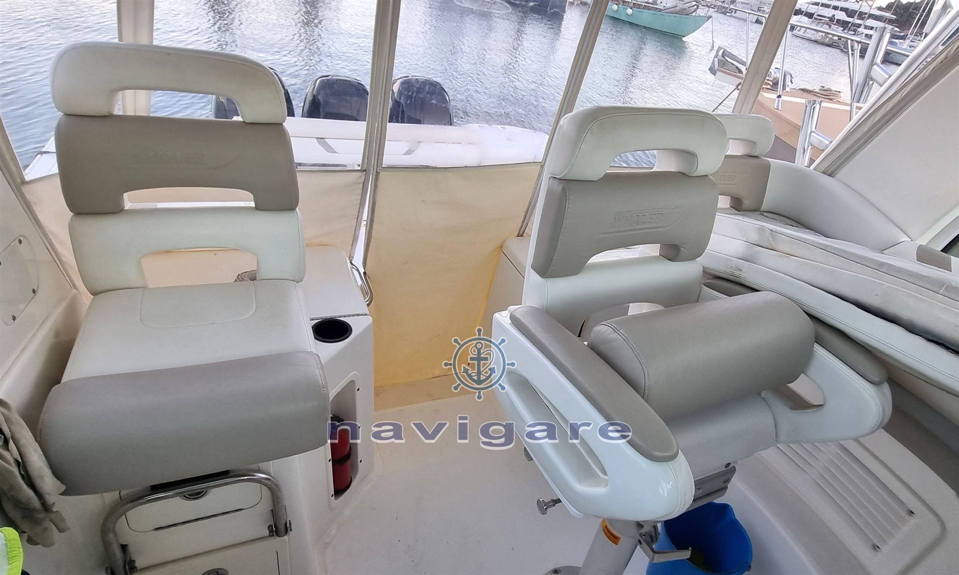 Boston whaler 345 conquest Photo