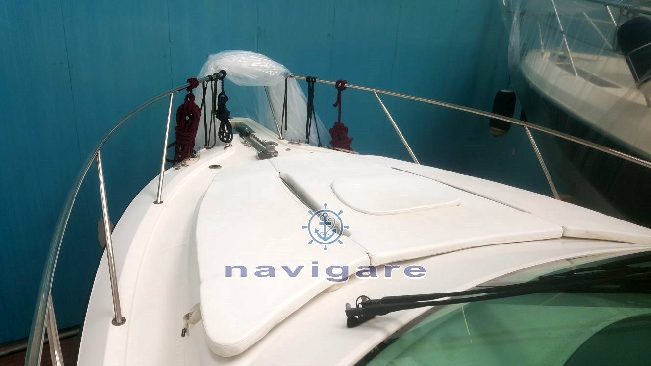 Boston whaler 345 conquest Photo