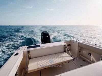 Tuccoli marine T250 vmax bateau à moteur
