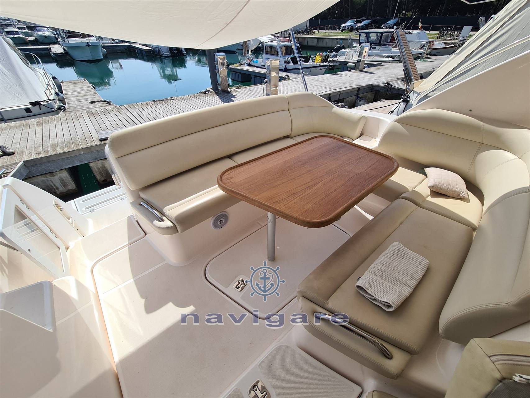 Tiara yachts 3900 sovran Barco a motor usado para venda