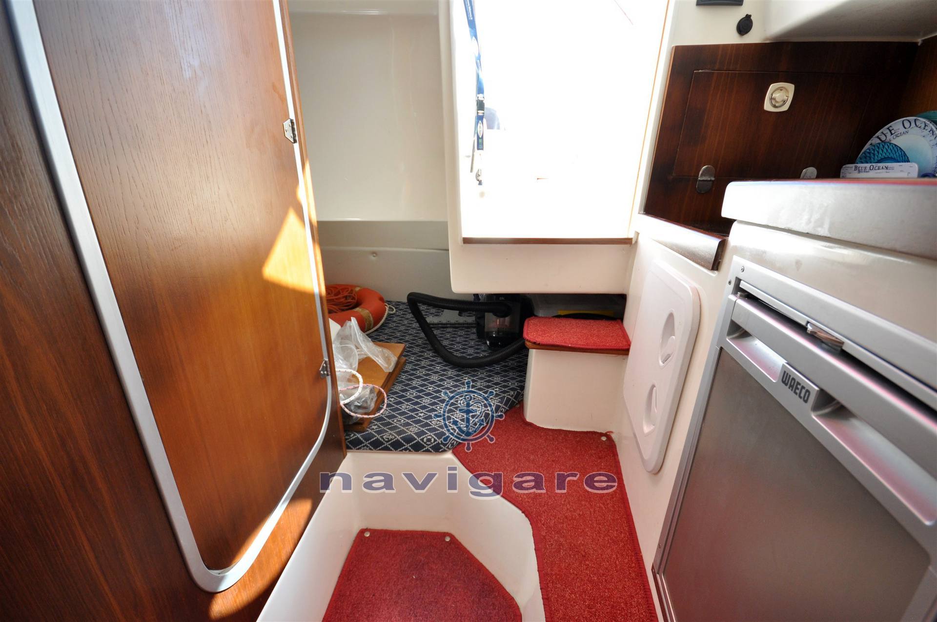 Marinello 26 cabin Barco de motor usado para venta