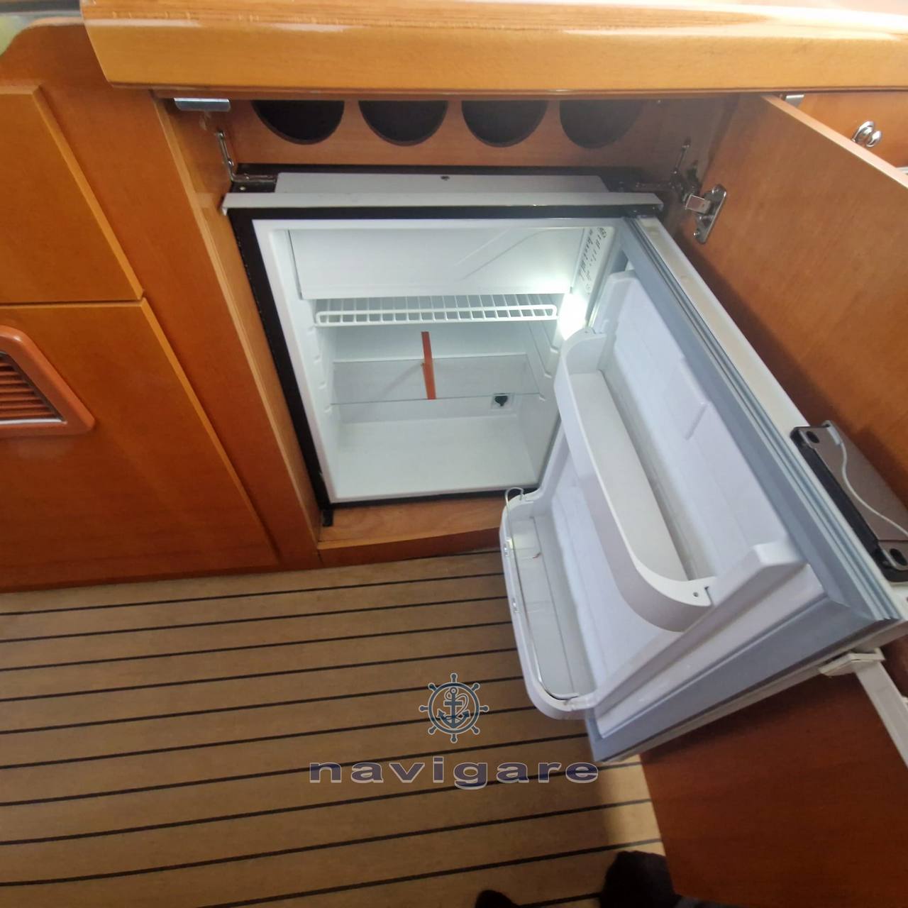 Beneteau Antares 12 fly sport