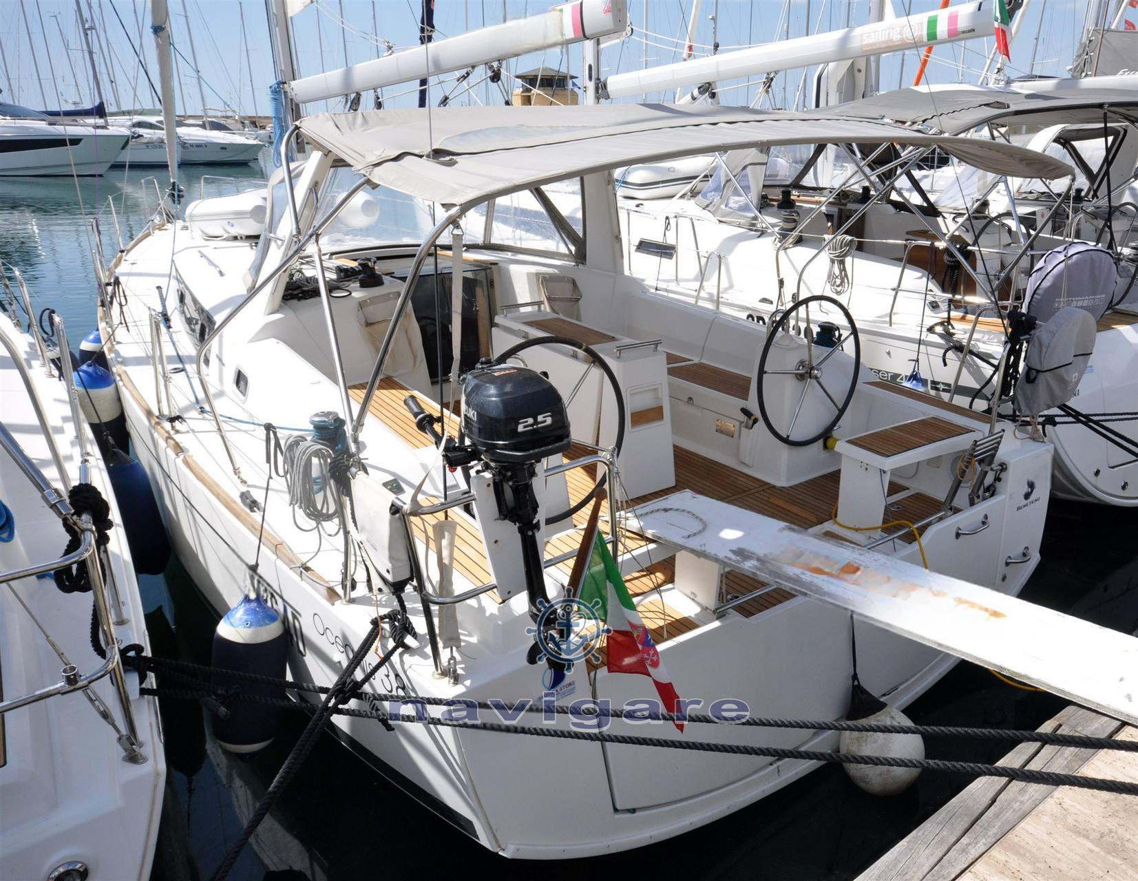 Beneteau Oceanis 38.1