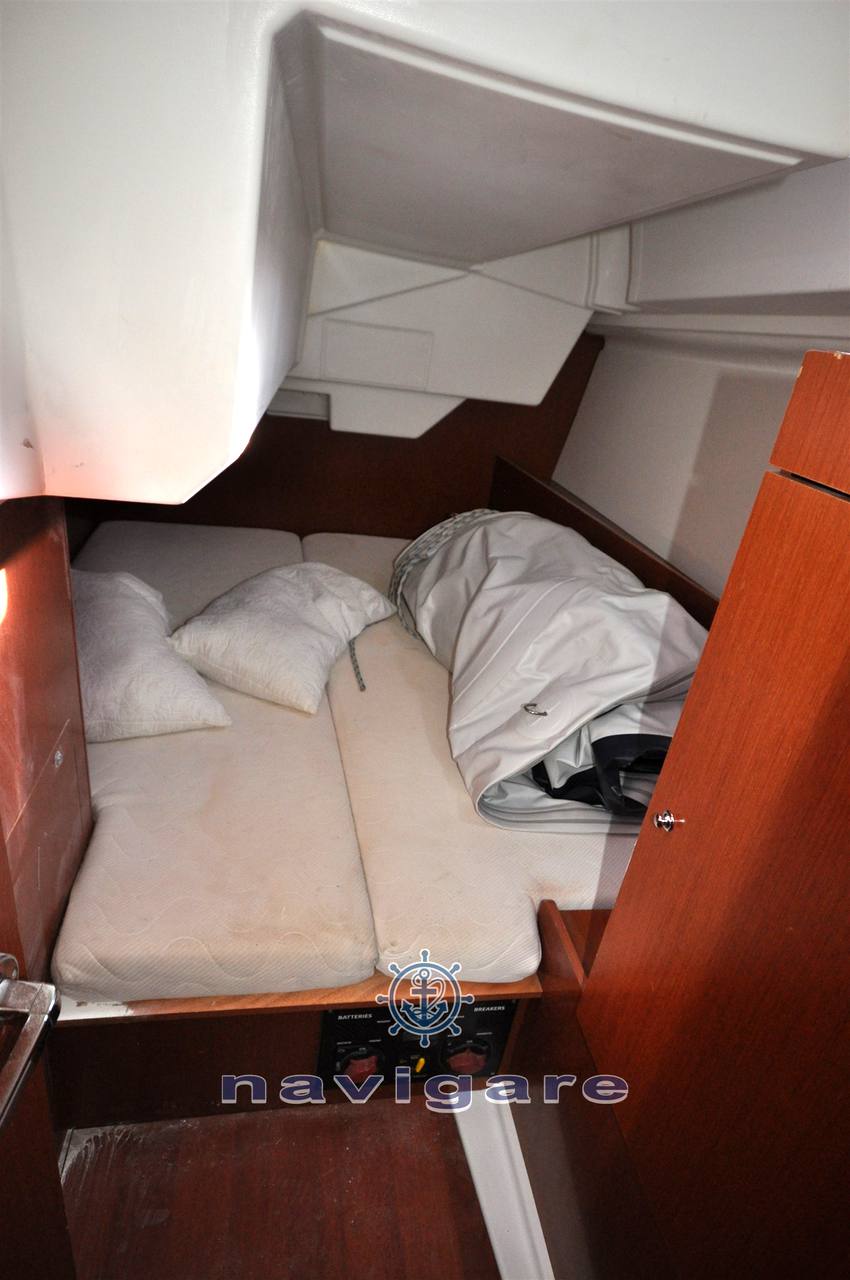 Beneteau Oceanis 38.1