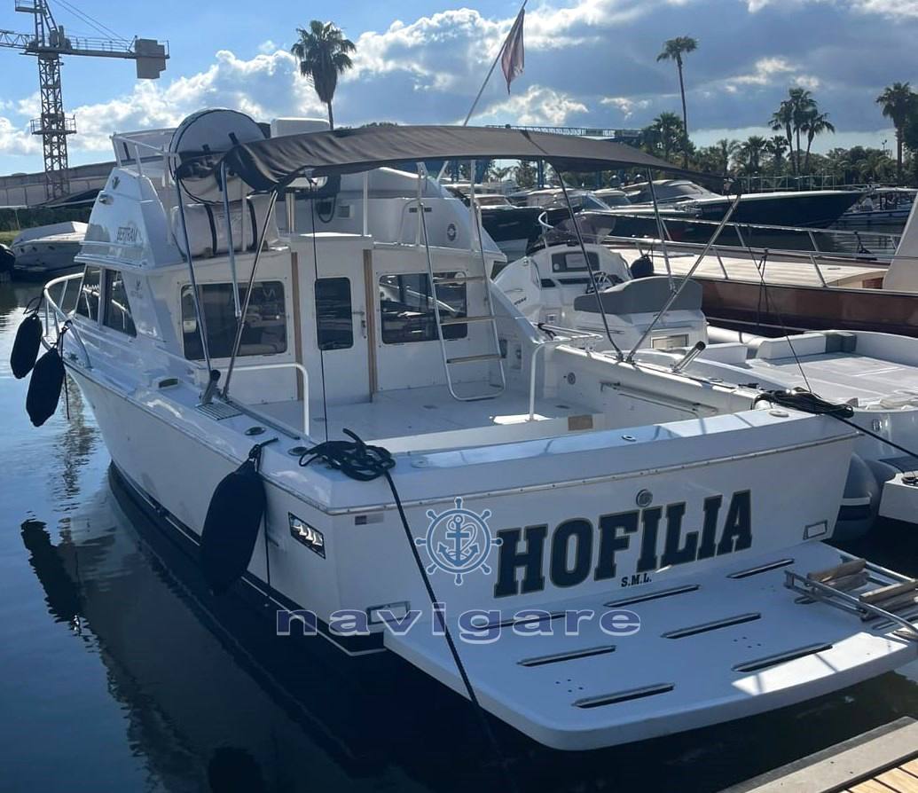 Bertram yacht 28' sf