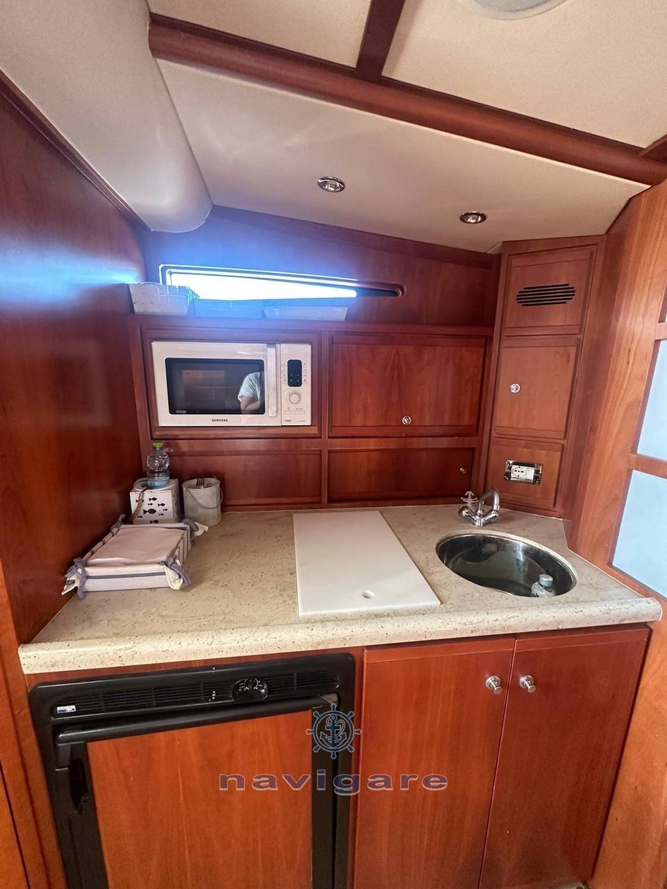 Bertram yacht 360 moppie