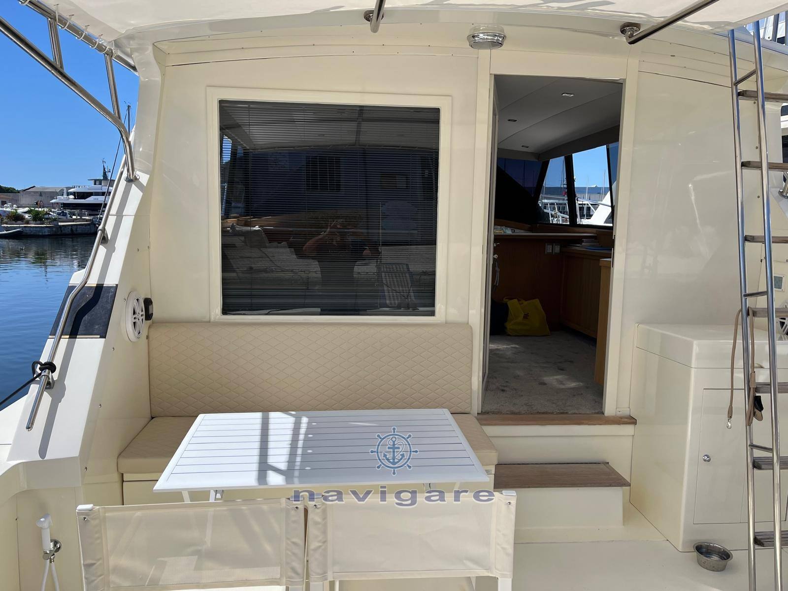 Bertram yacht 46.6 convertible