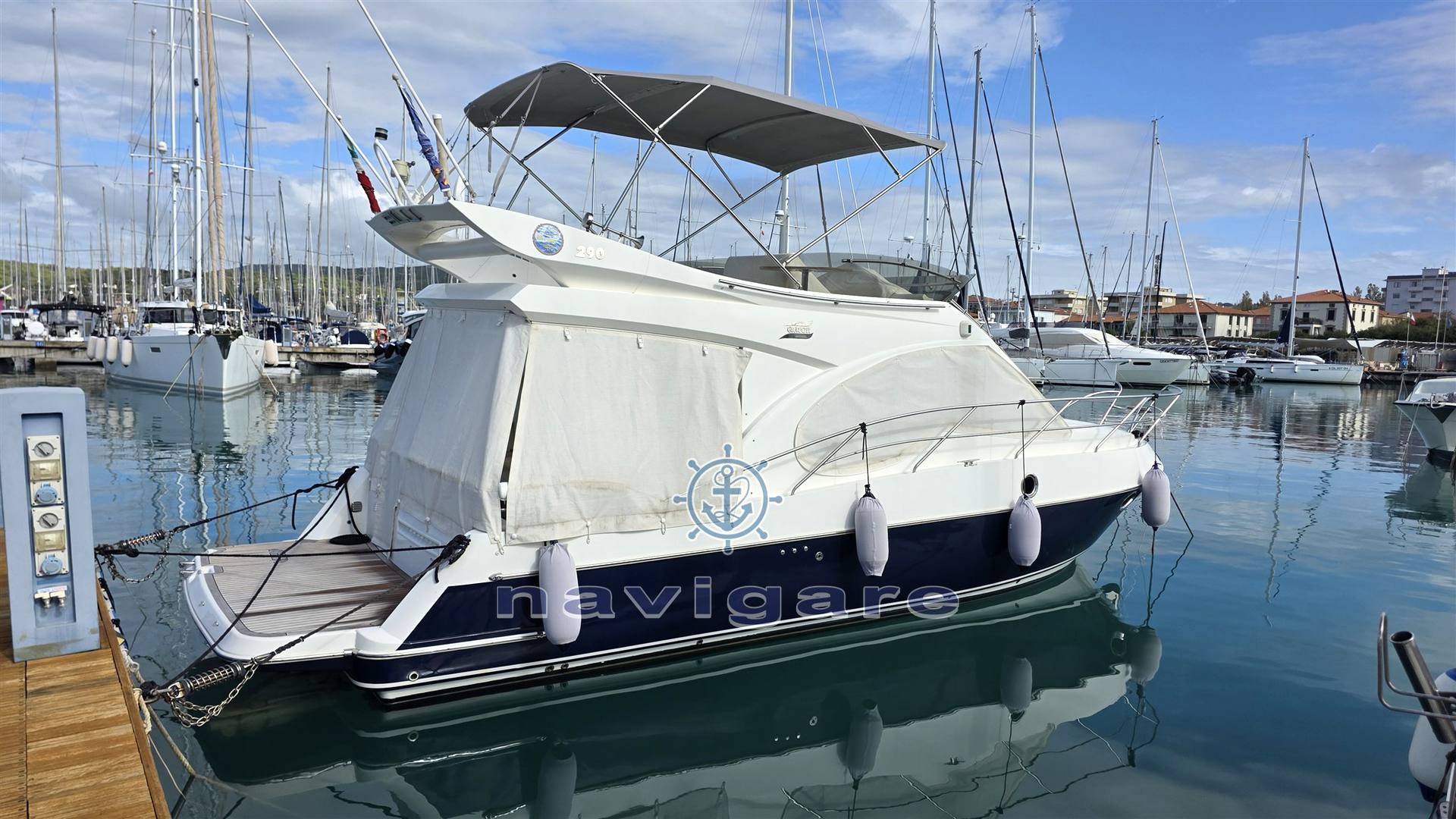 Galeon 290 fly