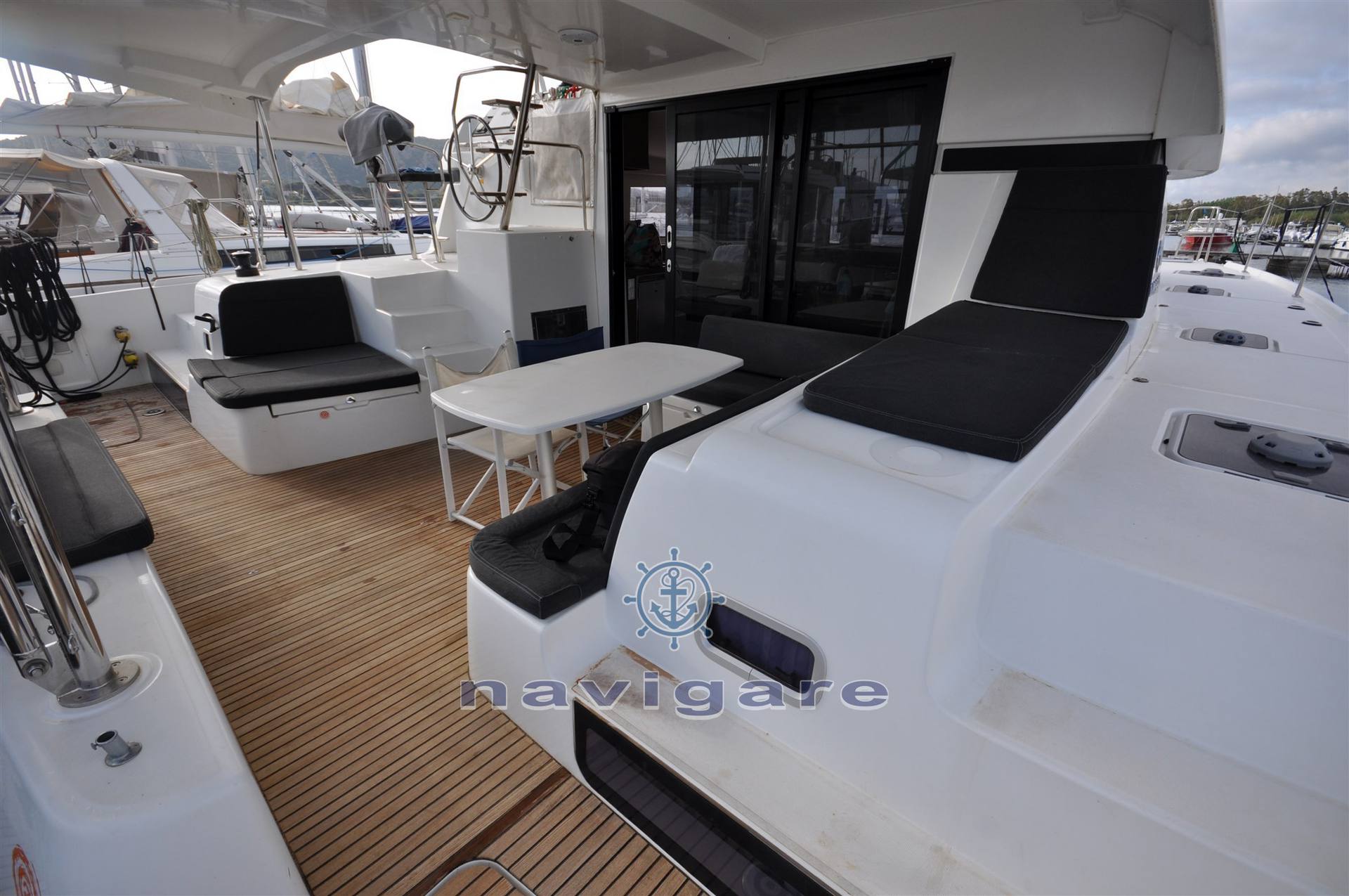 Lagoon 42