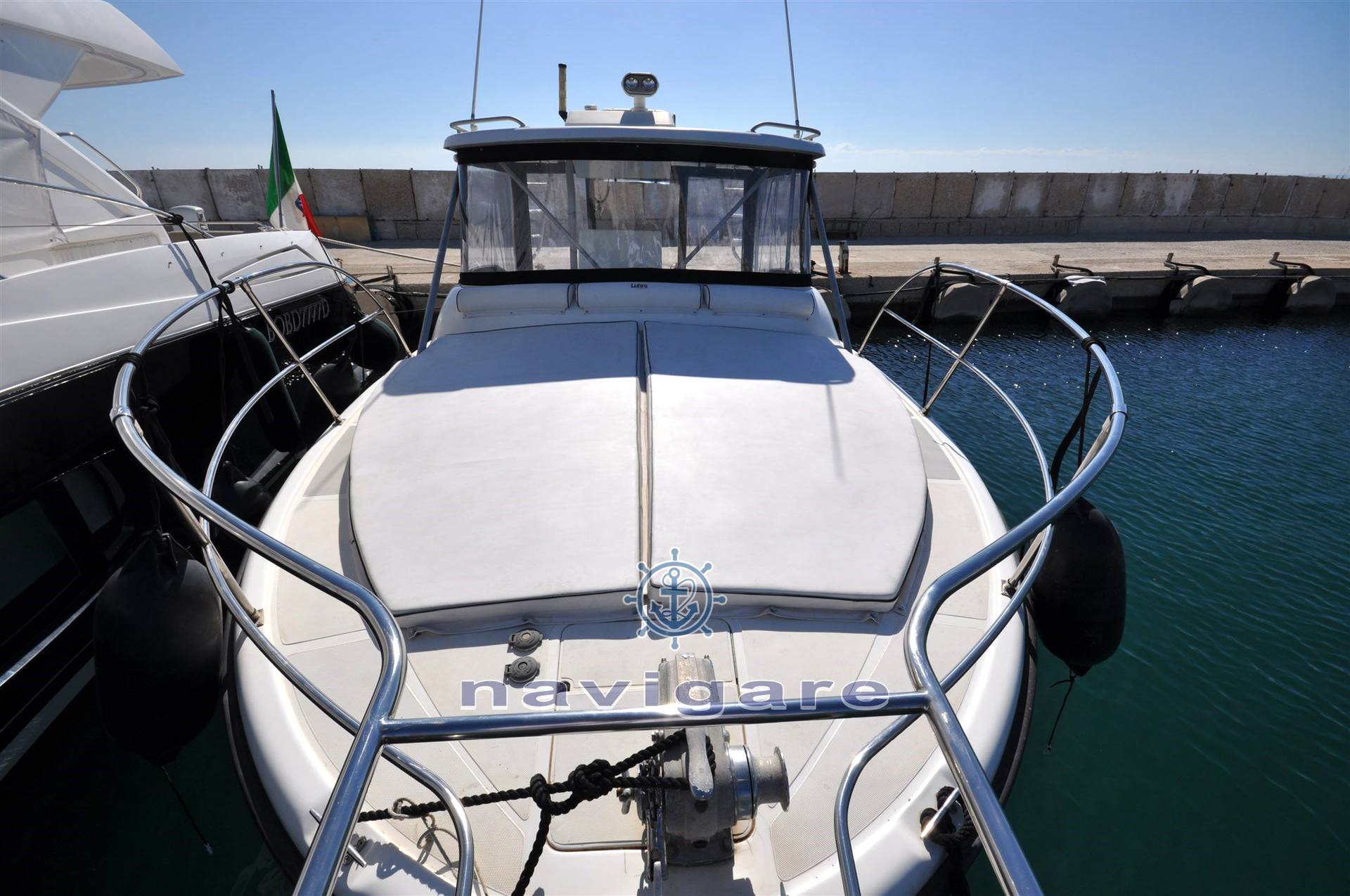 Luhrs 28 open