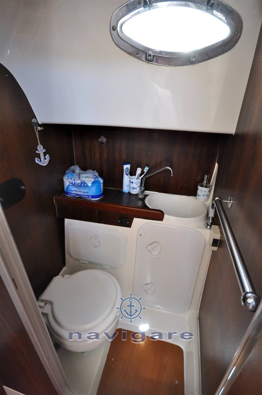 Marinello 26 cabin
