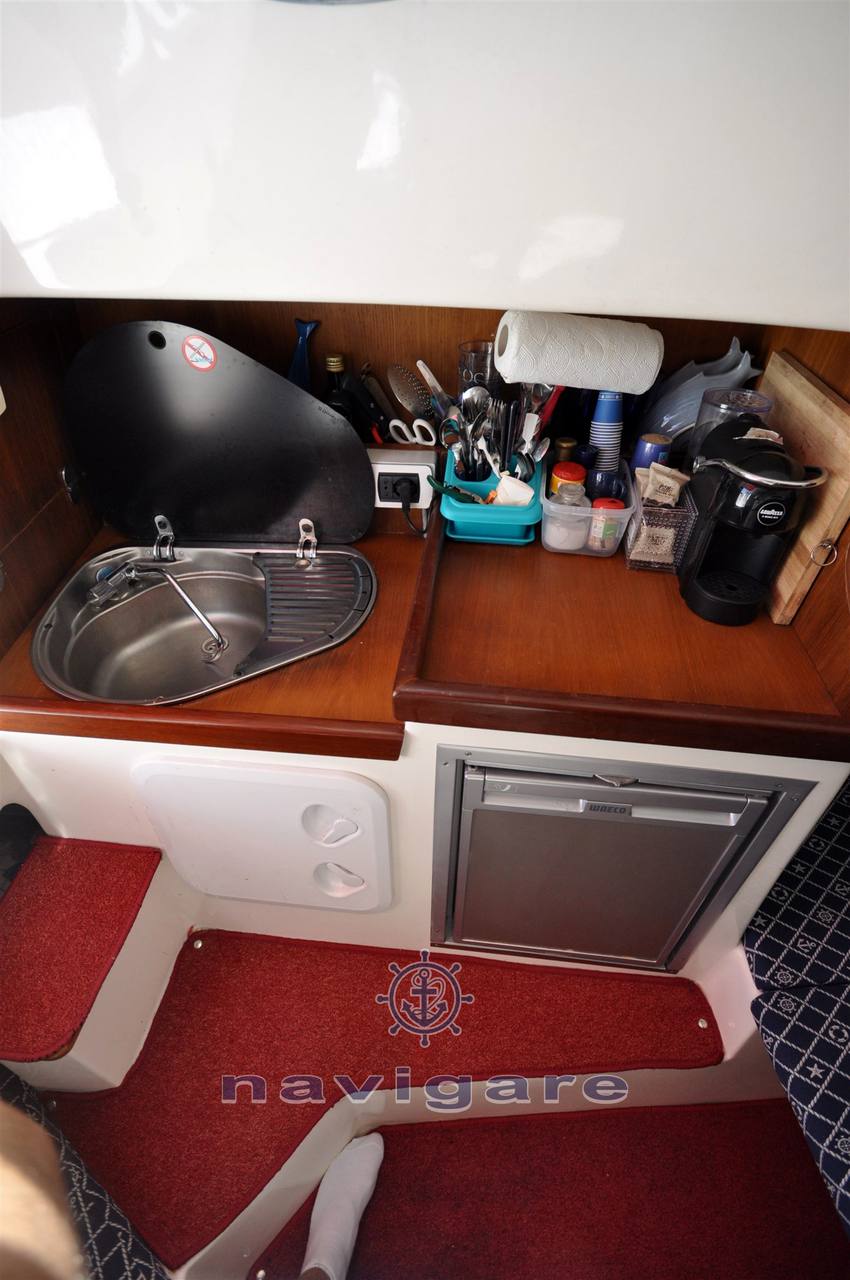 Marinello 26 cabin