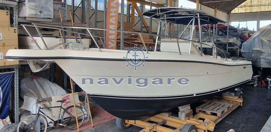 Pursuit 2870 center console