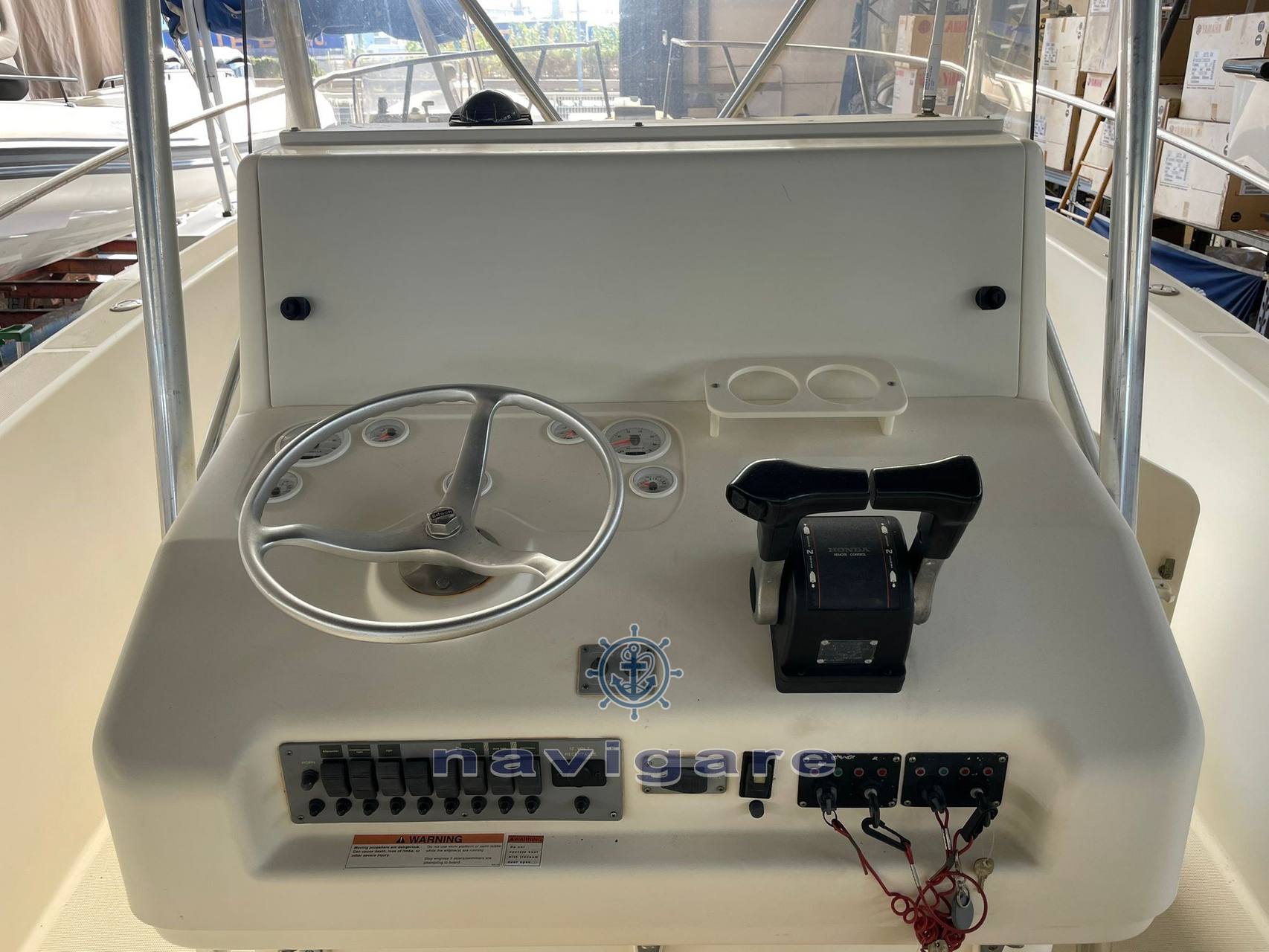 Pursuit 2870 center console