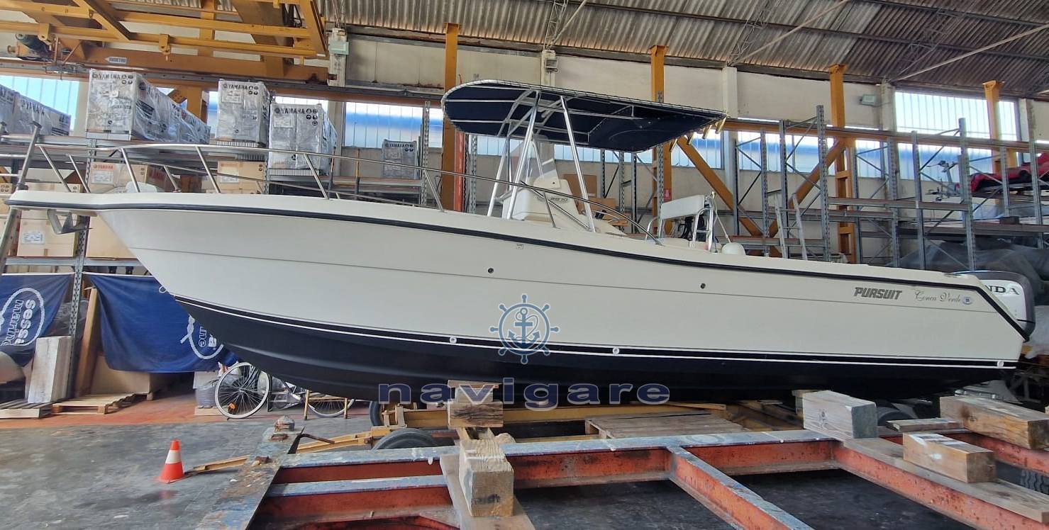 Pursuit 2870 center console