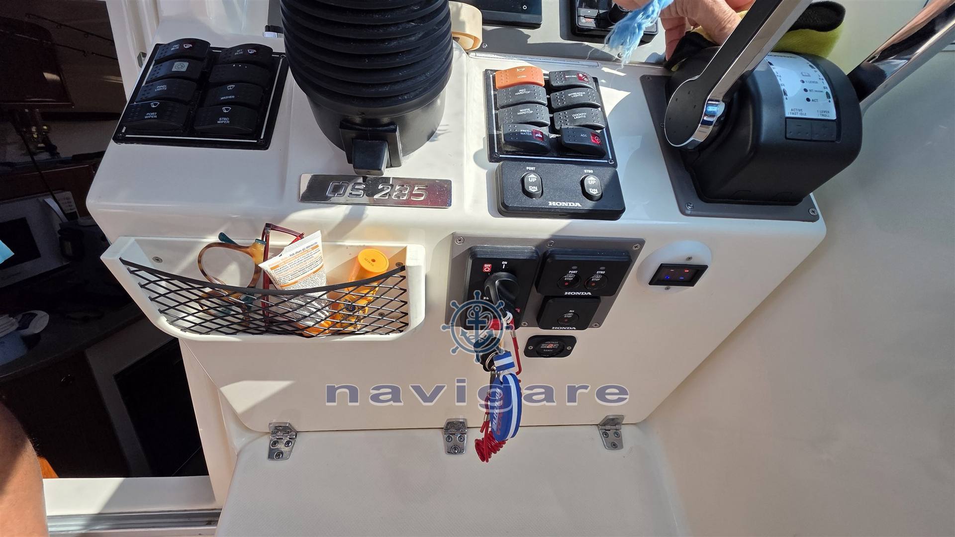 Pursuit Os 285 offshore
